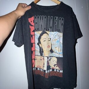 Men Vintage Selena Black Graphic Tee